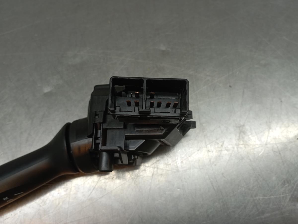 Manípulo do limpa vidros TOYOTA Yaris (_P9_) Imagem-3