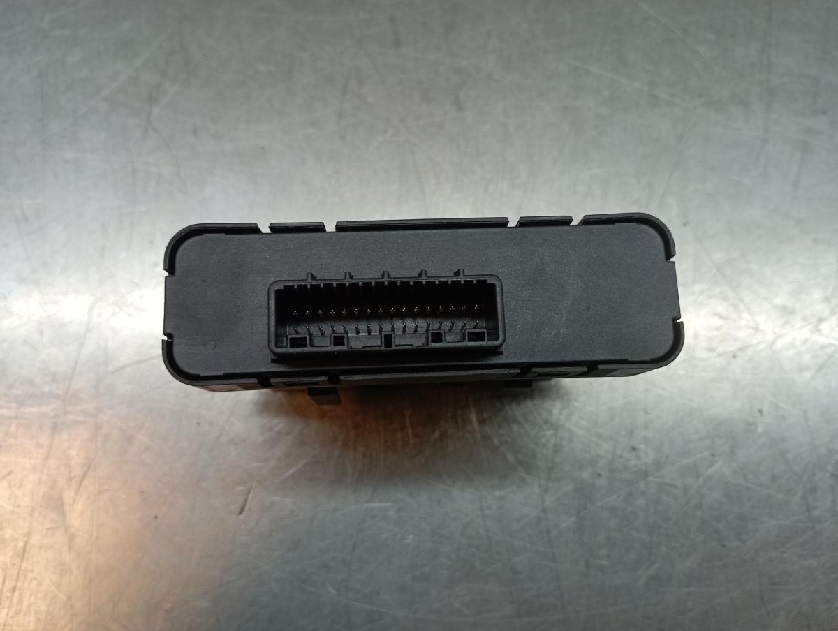 Gateway Control Unit Module DACIA Sandero III Imagem-1