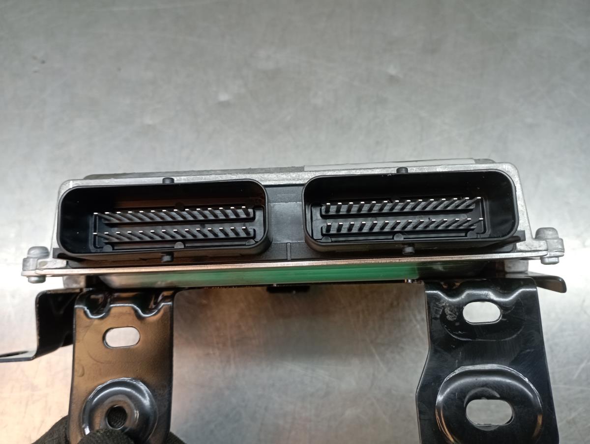 Centralina motor / ECU DACIA Sandero III Imagem-1