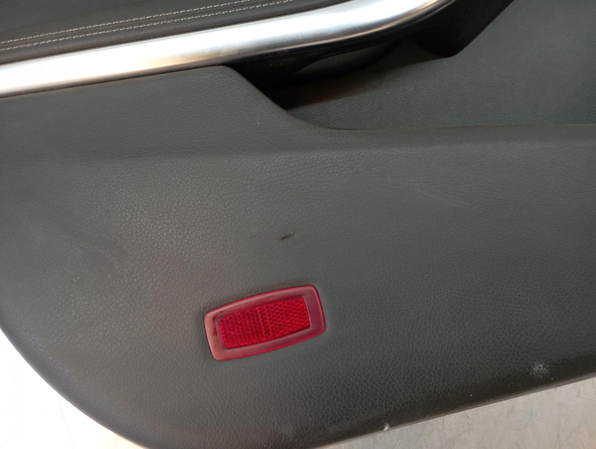 Revestimiento interior de puerta delantero izquierdo MERCEDES-BENZ Classe A (W177) Imagem-1