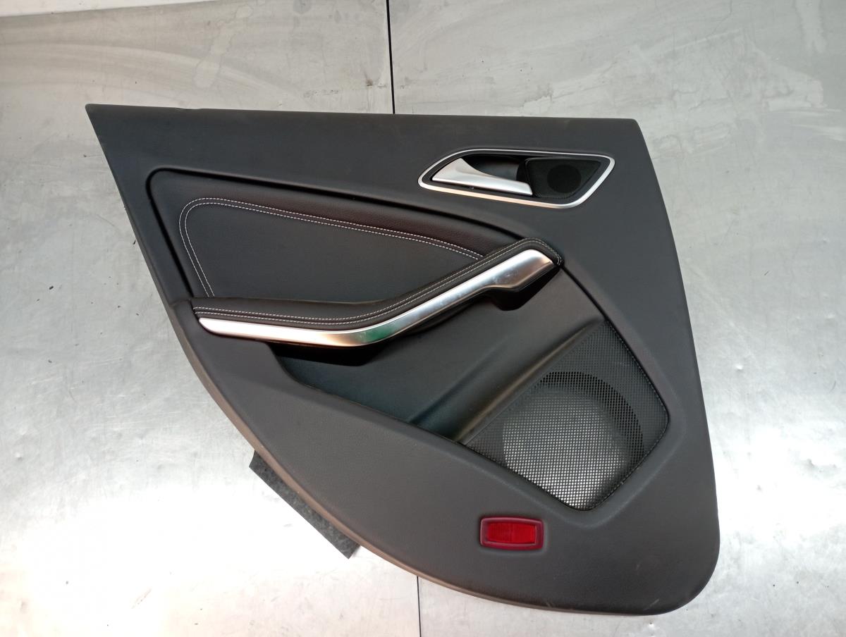 Forra porta / quartela trás esquerda MERCEDES-BENZ Classe A (W177)