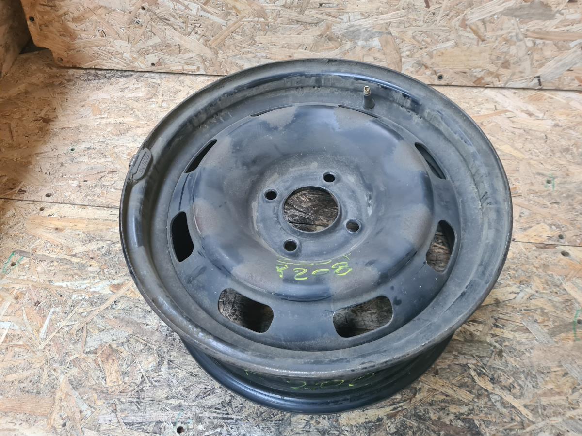 Cerchio Anteriore Sinistro PEUGEOT 208