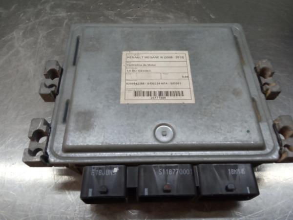 Centralina motor / ECU RENAULT Megane III (BZ0_) Imagem-1