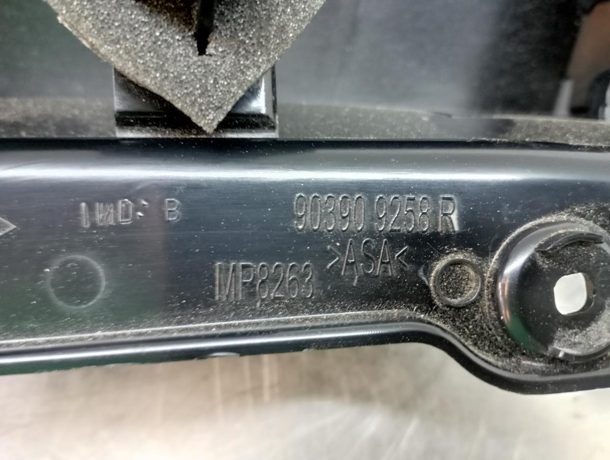 Canto Trás Dto Superior  RENAULT Kangoo III Express Imagem-2