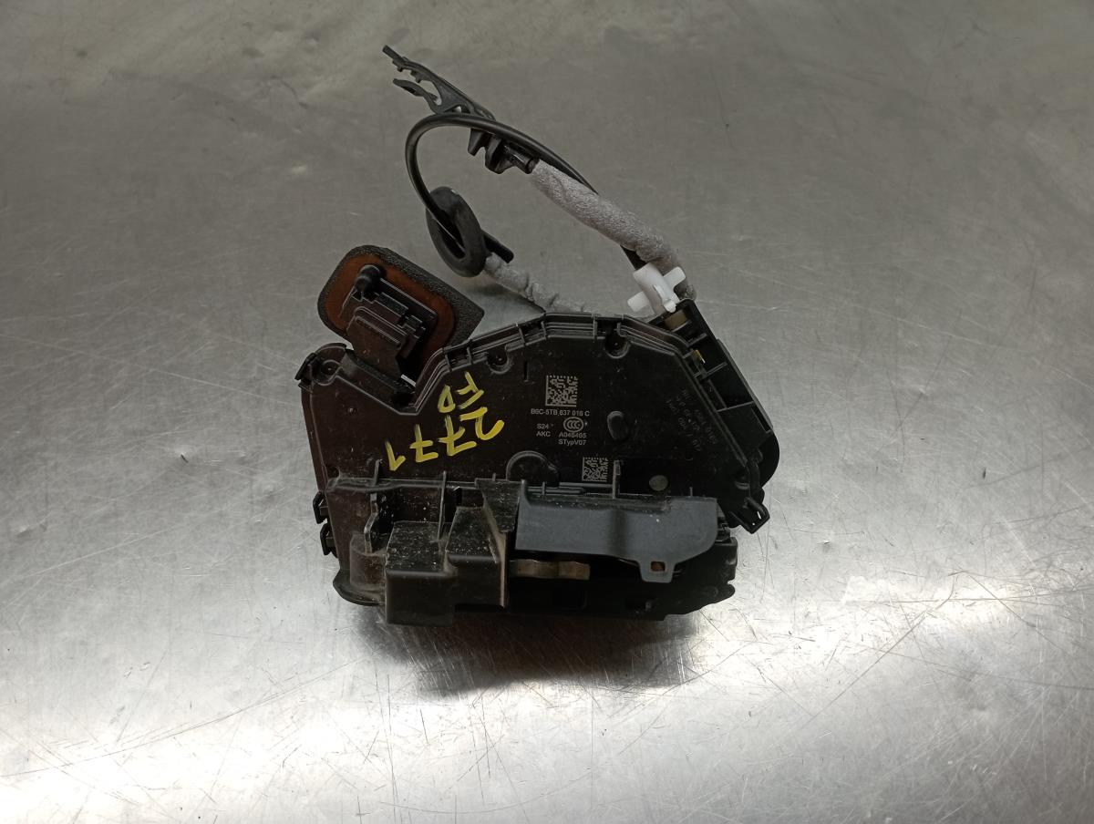 Serrure Avant Droite VOLKSWAGEN Polo (AW1)