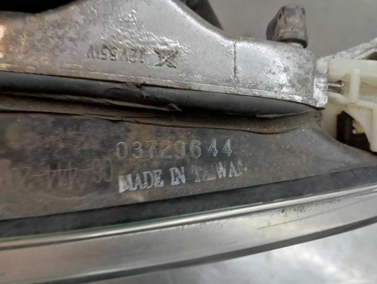 Faro antiniebla delantero izquierdo BMW 3 Touring (E46) Imagem-3