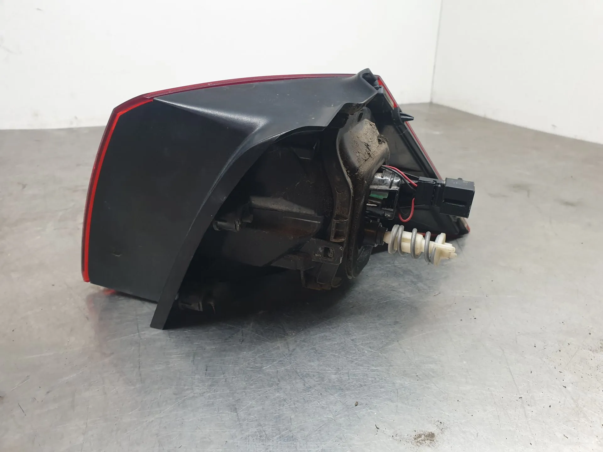 Feu arrière Gauche VOLKSWAGEN Golf VII (5G1, BQ1, BE1, BE2) Imagem-2