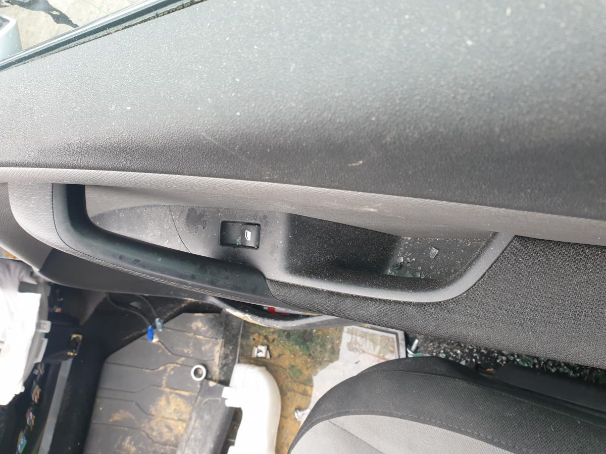 Mando / interruptor elevalunas delantero derecho CITROËN C4 Picasso II