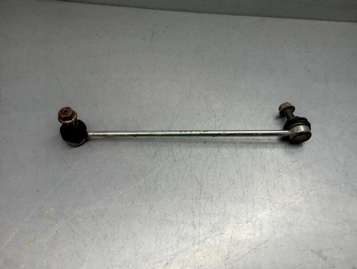 Tie rods / stabilizer links VOLKSWAGEN Golf VI (5K1) Imagem-1