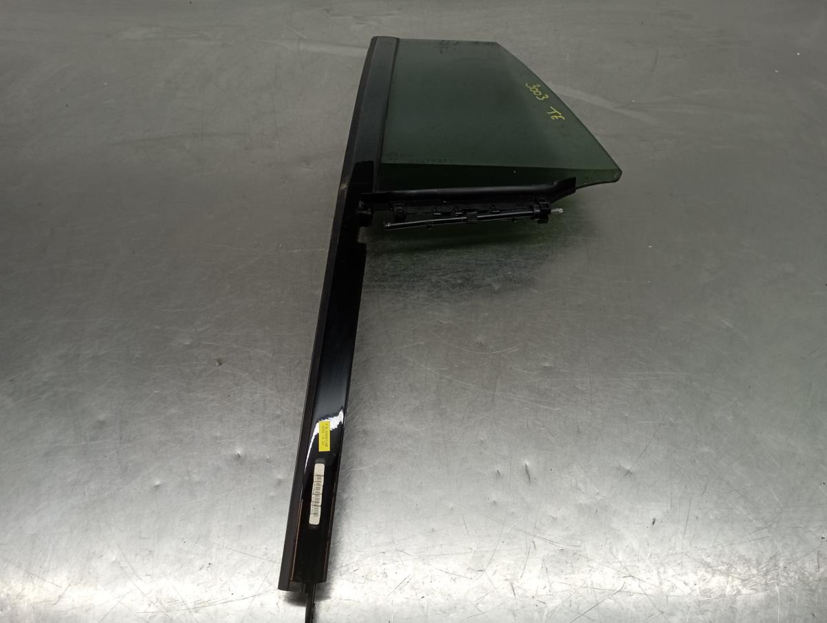 Left rear triangle window PEUGEOT 508 SW II