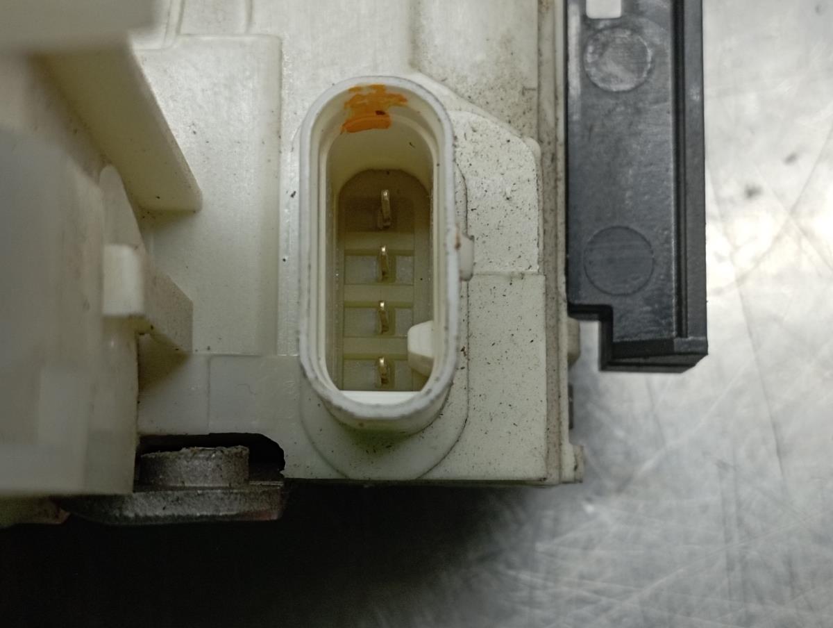 Fechadura / fecho porta trás direito MERCEDES-BENZ Classe E (W212) Imagem-2