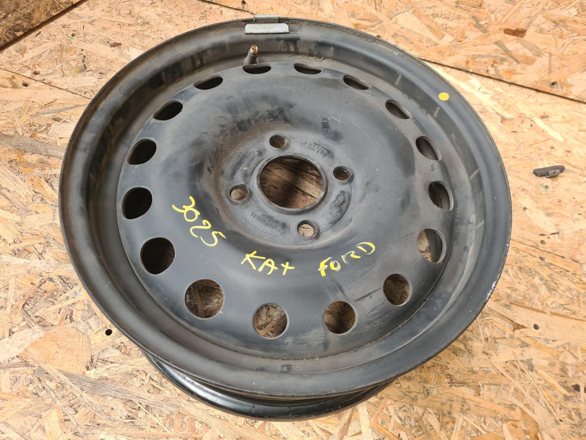 Cerchio Anteriore Sinistro FORD Ka+