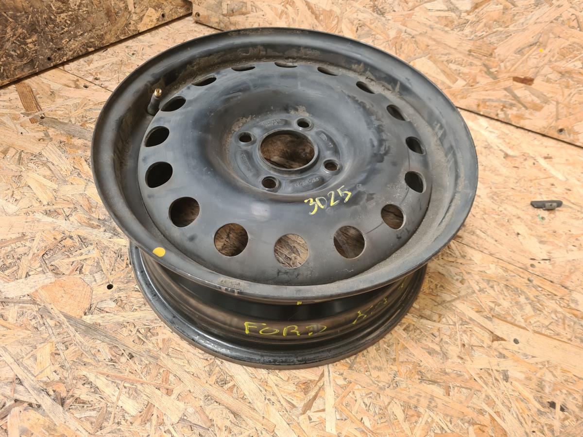 Cerchio Anteriore Sinistro FORD Ka+
