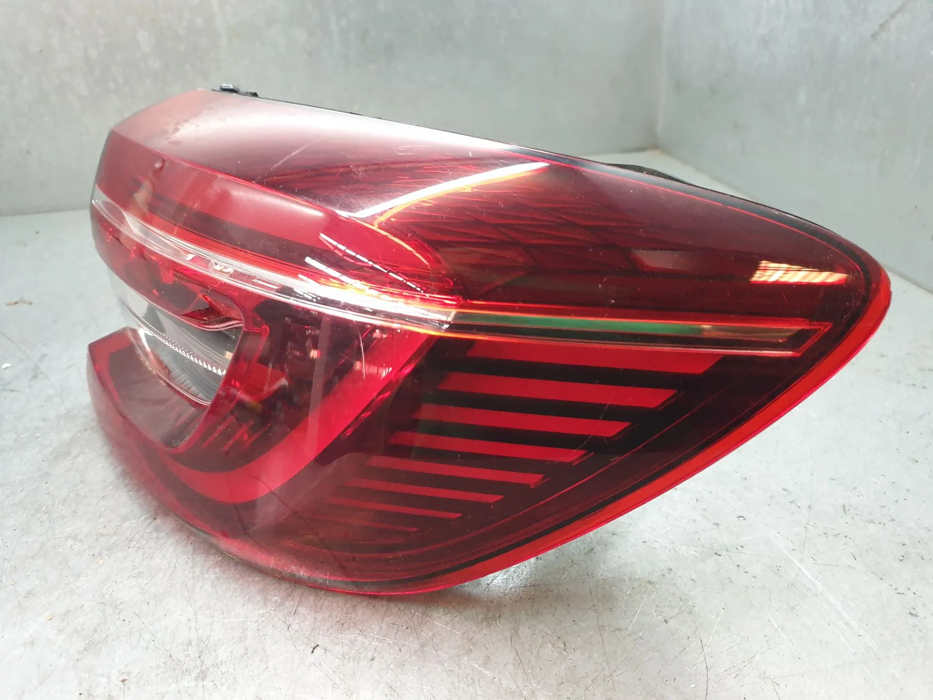 Feu arrière Droite RENAULT Clio V (BF_) Imagem-2