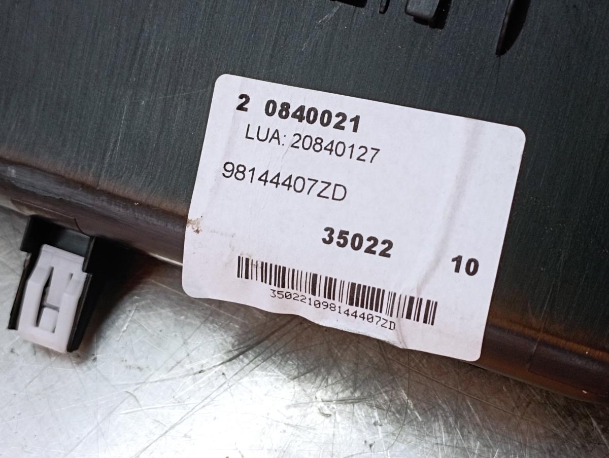 Mando / interruptor elevalunas delantero derecho TOYOTA ProAce (MDZ_) Imagem-4