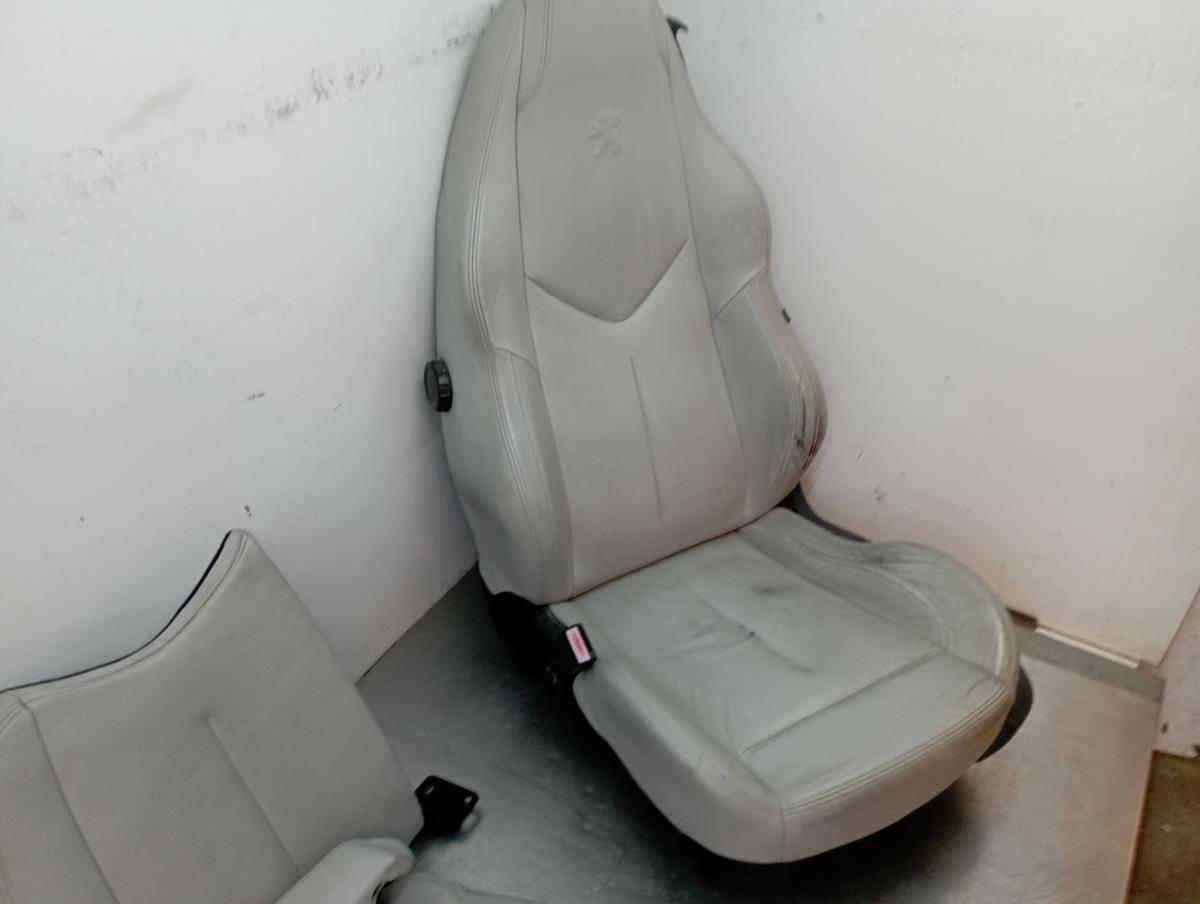 Seats set PEUGEOT RCZ Imagem-2