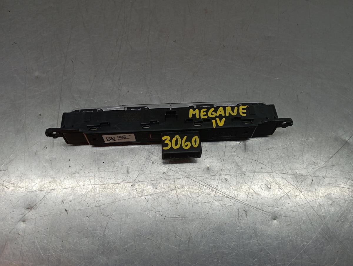 Commande / interrupteur multifonctions RENAULT Megane IV (B9A/M_)