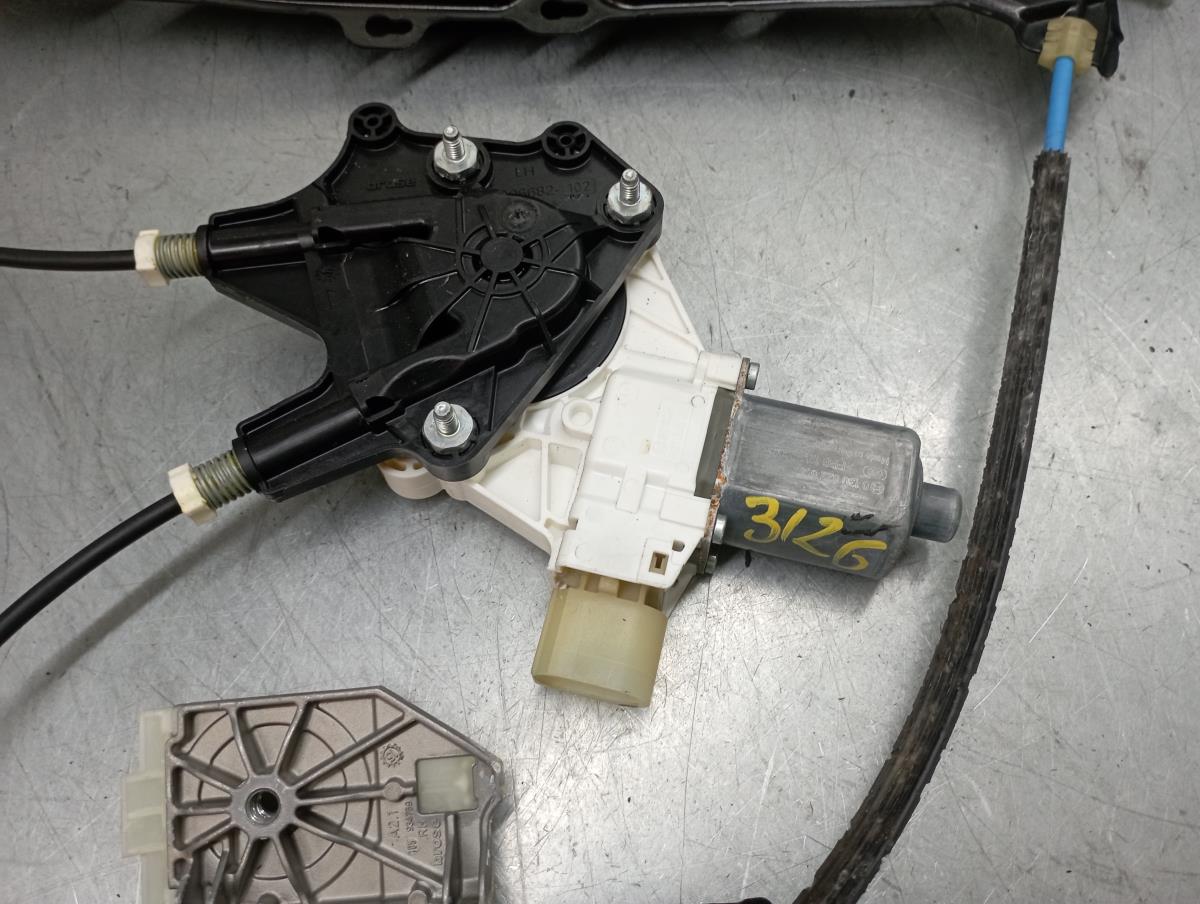 Elevalunas trasero izquierdo BMW 4 Gran Coupe (F36) Imagem-1