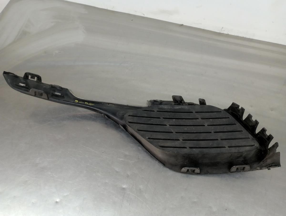 Grelha frente PEUGEOT 308 SW II Imagem-1