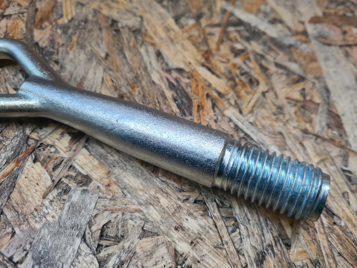 Engate de Reboque NISSAN Leaf EV (ZE1) Imagem-1