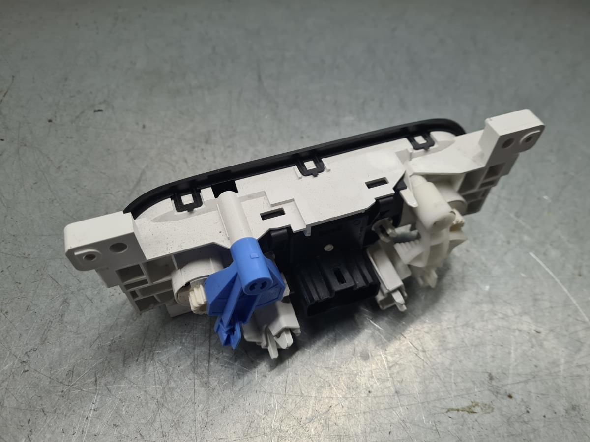 Climate control RENAULT Trafic III Combi (JG_) Imagem-1