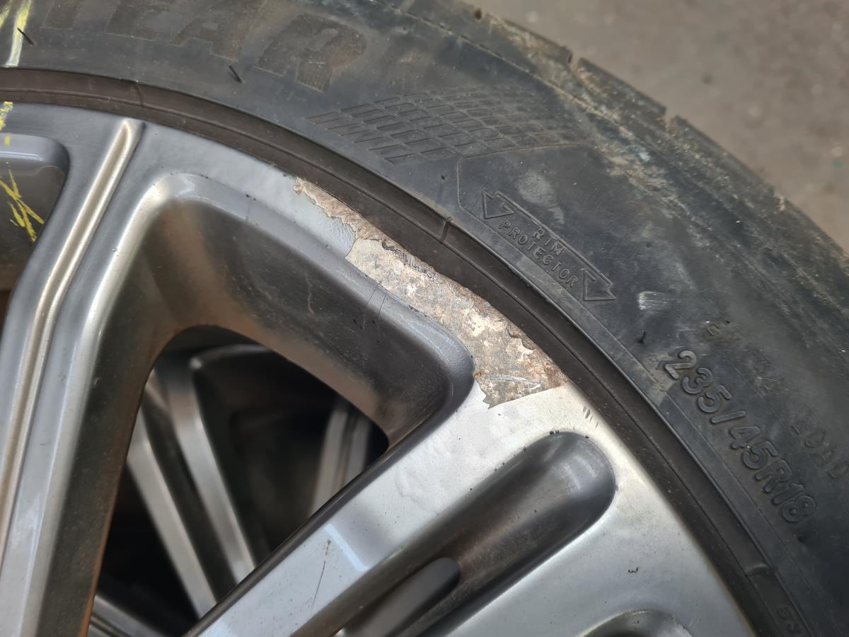 Jante Avant Droite PEUGEOT RCZ Imagem-1