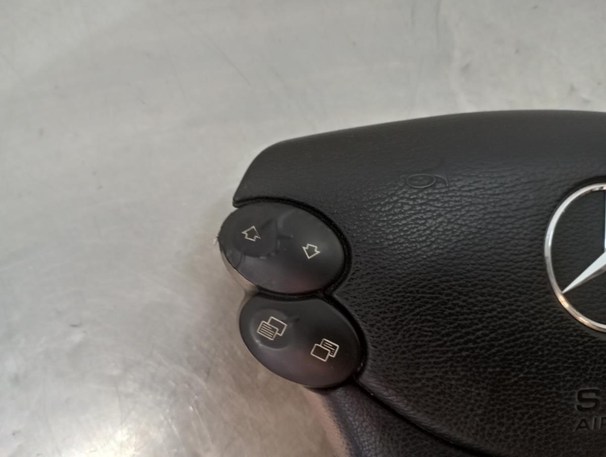 Airbag du Volant MERCEDES-BENZ CLK (C209) Imagem-1