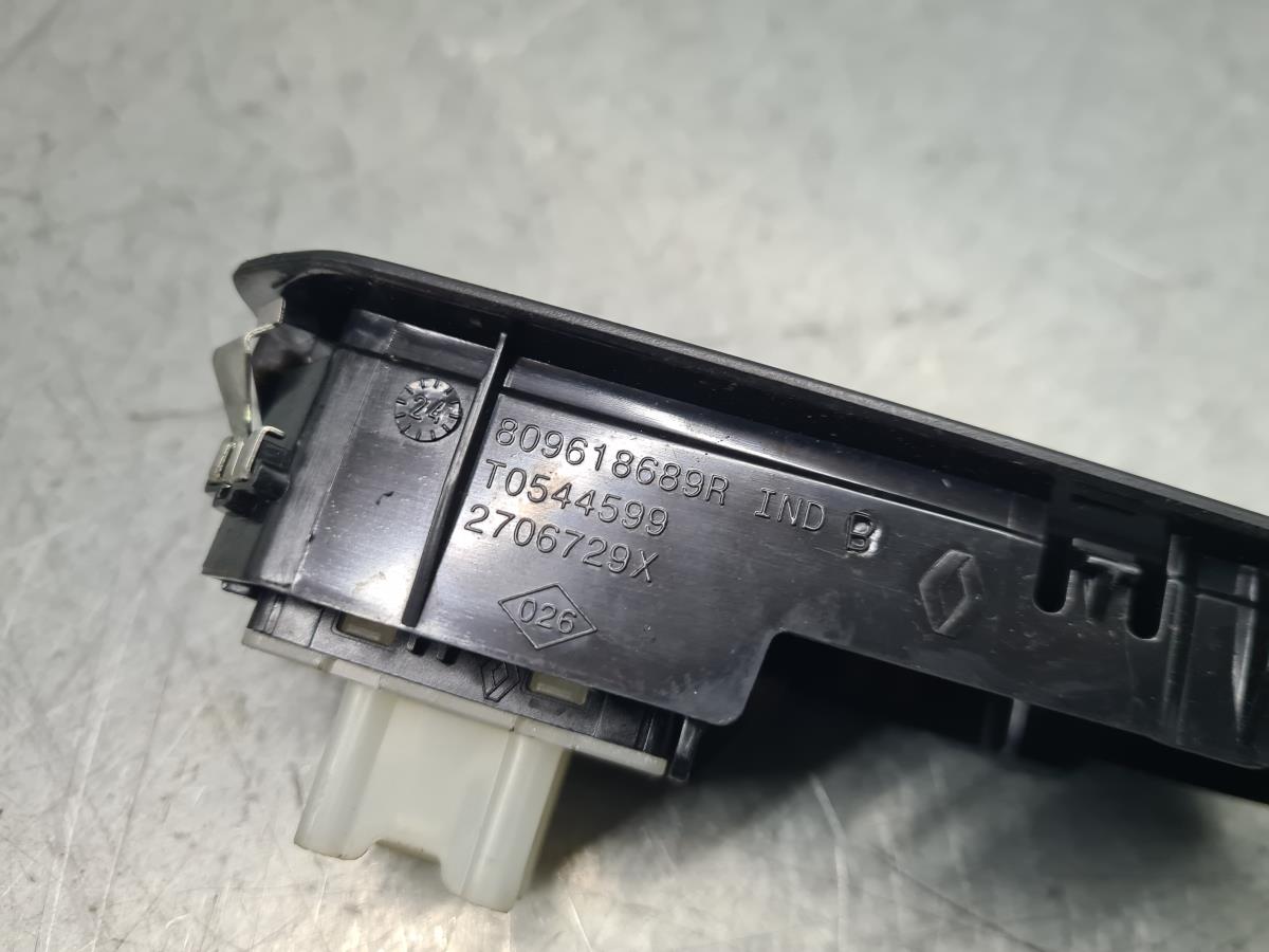 Mando / interruptor elevalunas delantero derecho RENAULT Trafic III Combi (JG_) Imagem-3