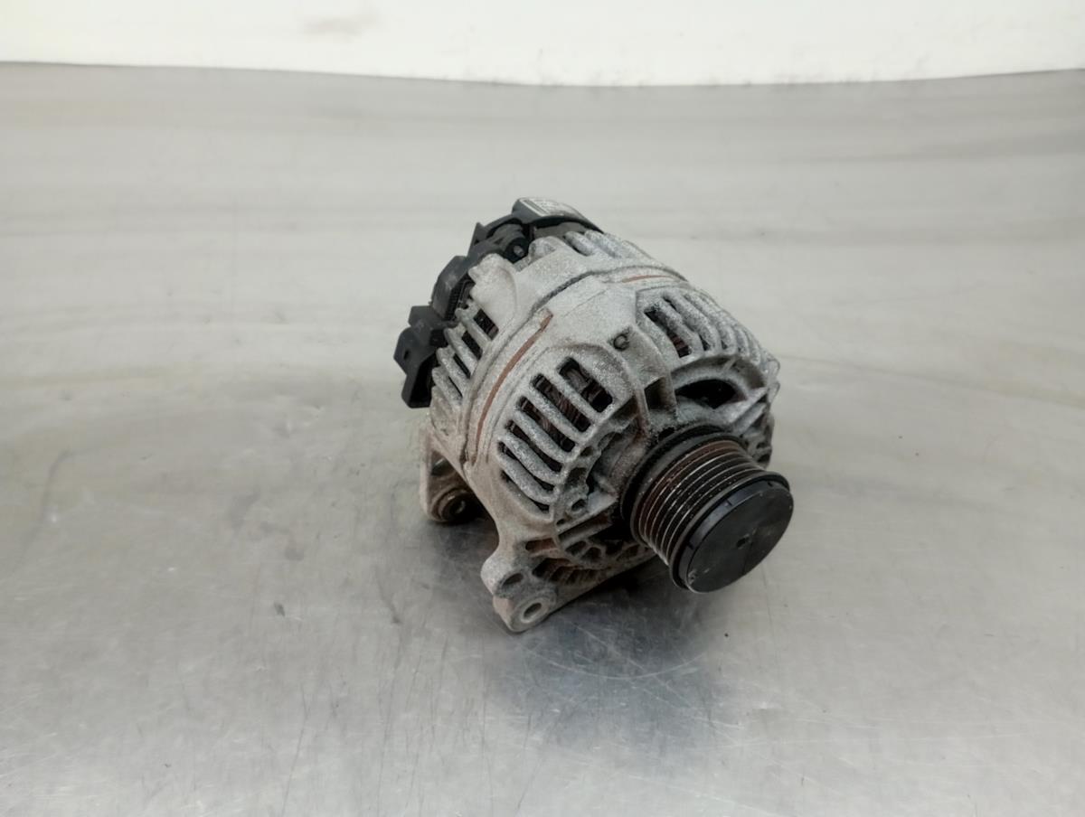 Alternador SEAT Ibiza IV (6J5, 6P1) Imagem-1