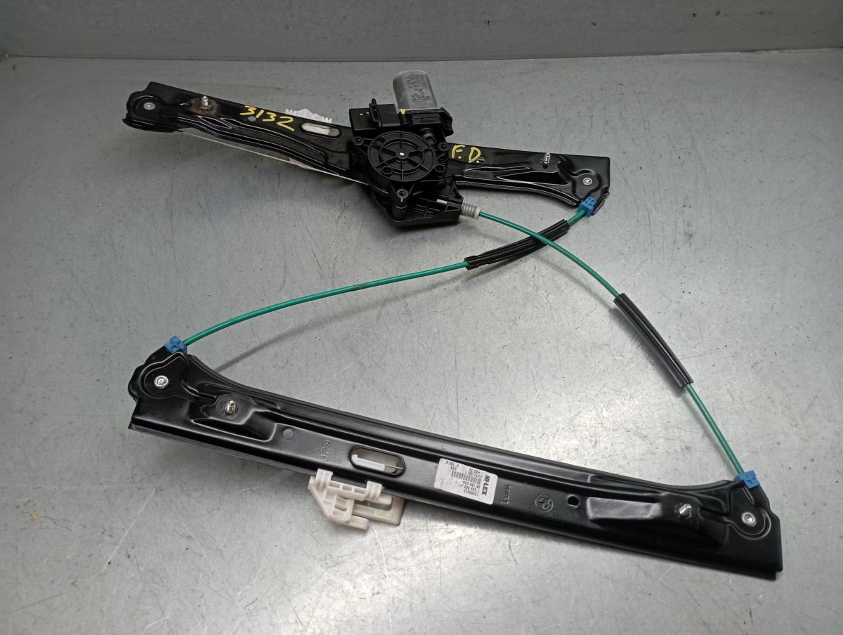 Alzavetro anteriore destro BMW 1 (F20)