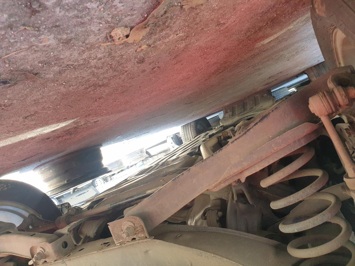 Braccio di sospensione posteriore sinistro FORD Kuga II (DM2)