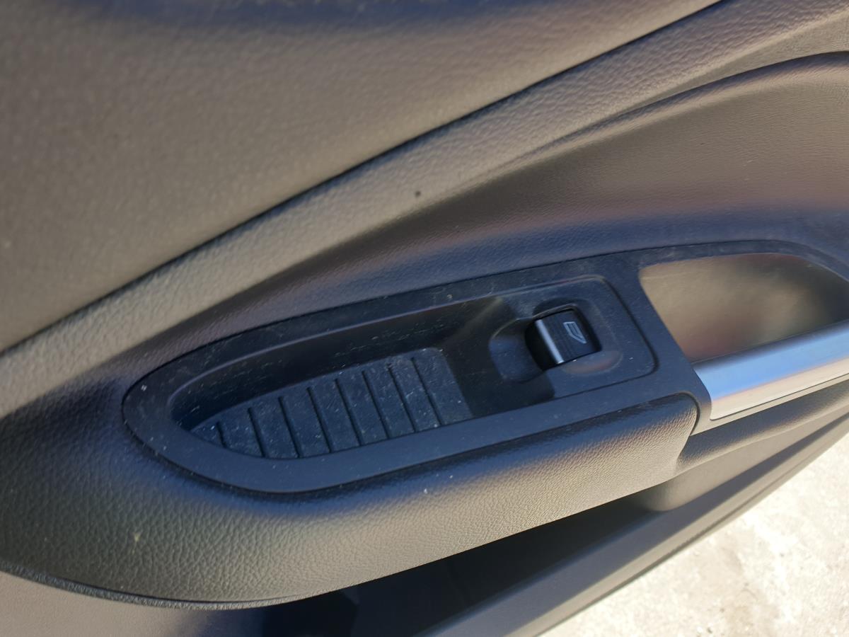 Mando / interruptor elevalunas delantero derecho FORD Kuga II (DM2)