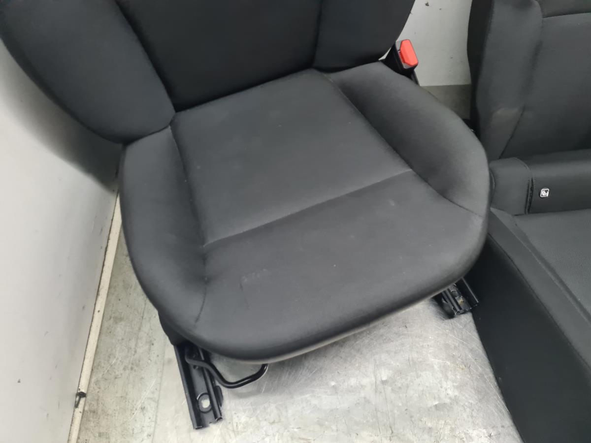 Right Front Seat DACIA Sandero III Imagem-2