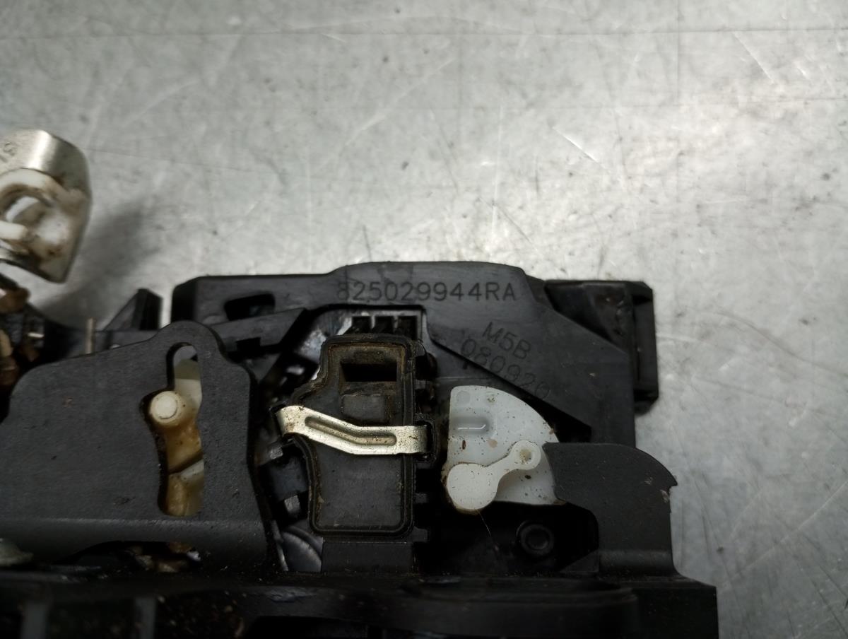 Rear Right Door Lock DACIA Sandero III Imagem-3