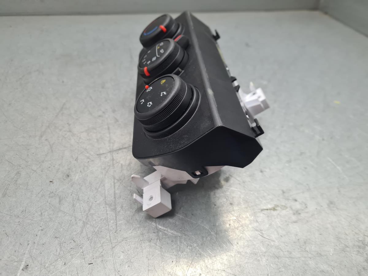 Comando clima DACIA Sandero III Imagem-1