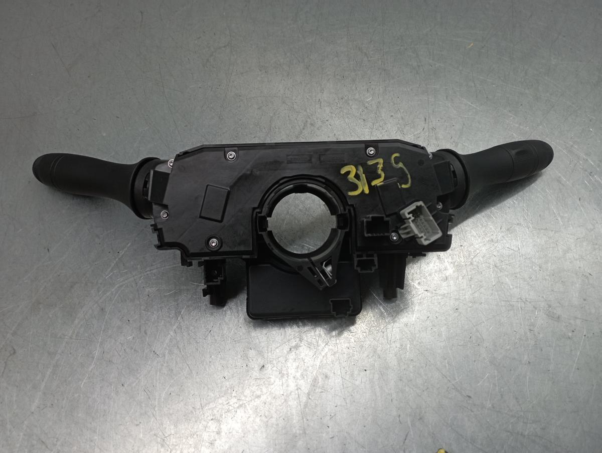 Set leve luci e tergicristalli DACIA Sandero III Imagem-3