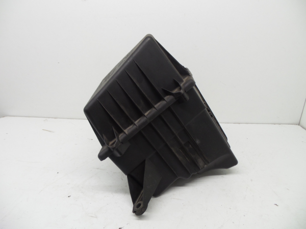 Air filter box SKODA Fabia I Break (6Y5)