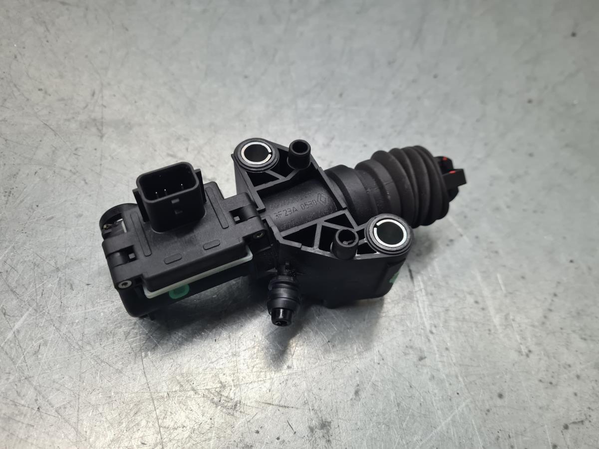 Bomba de embraiagem RENAULT Trafic III Combi (JG_)
