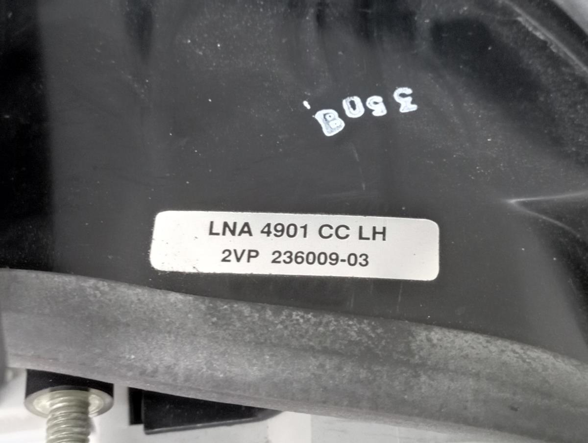 Feu arrière Gauche JAGUAR XJ (X300, X330) Imagem-3