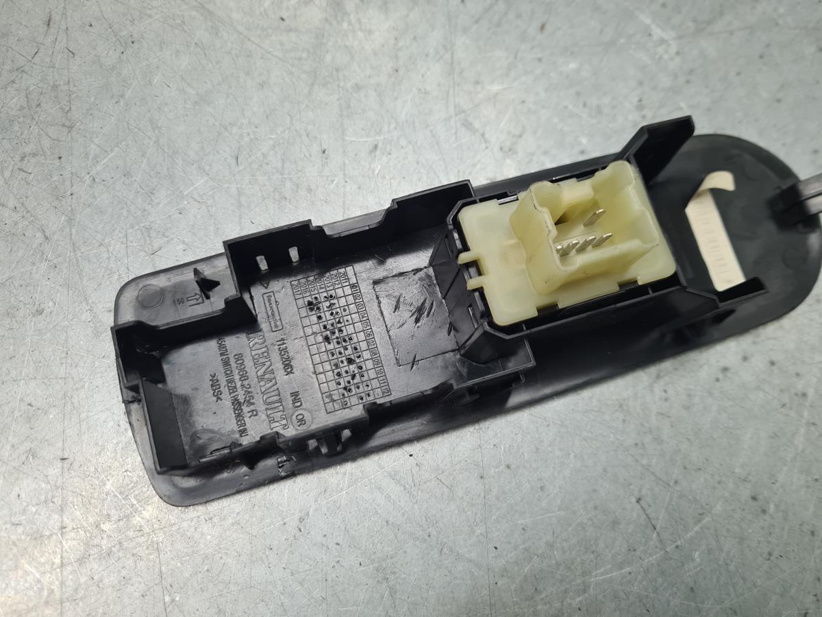 Mando / interruptor elevalunas delantero derecho RENAULT Captur (J5_) Imagem-1