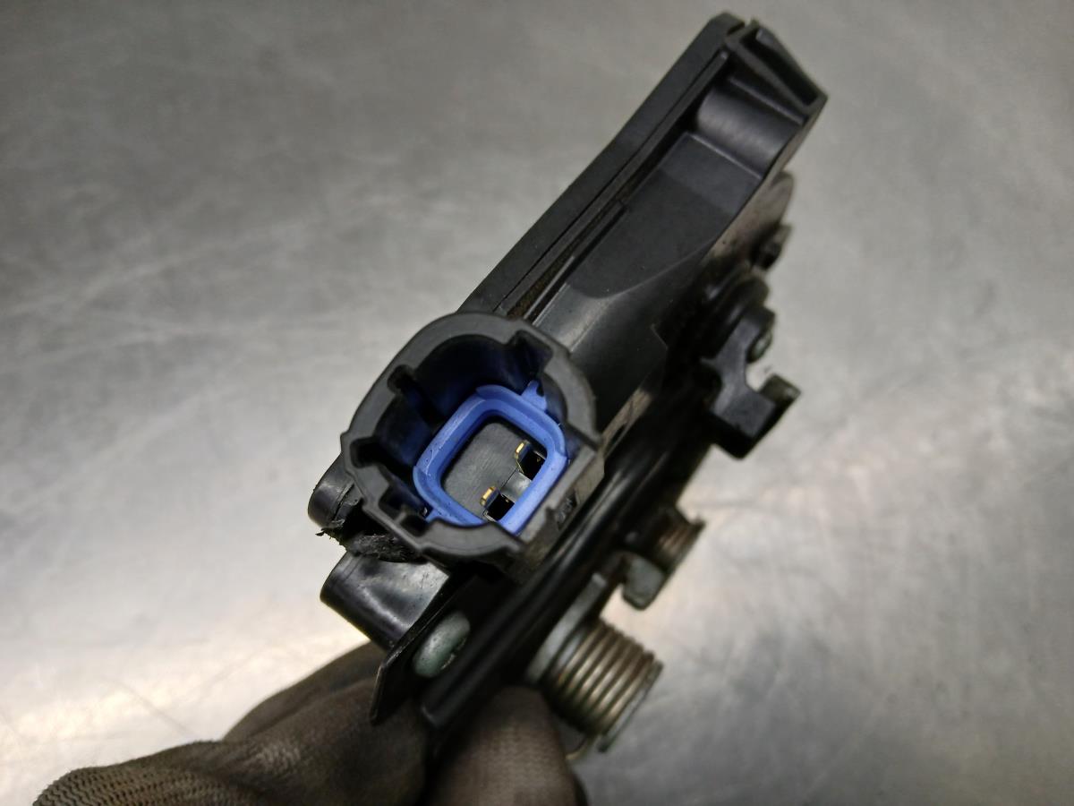 Cerradura / cierre capó NISSAN Leaf EV (ZE1) Imagem-2