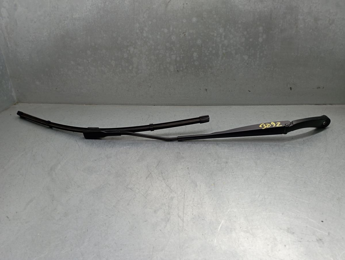 Brazo de limpiaparabrisas delantero derecho RENAULT Kangoo III Express Imagem-1