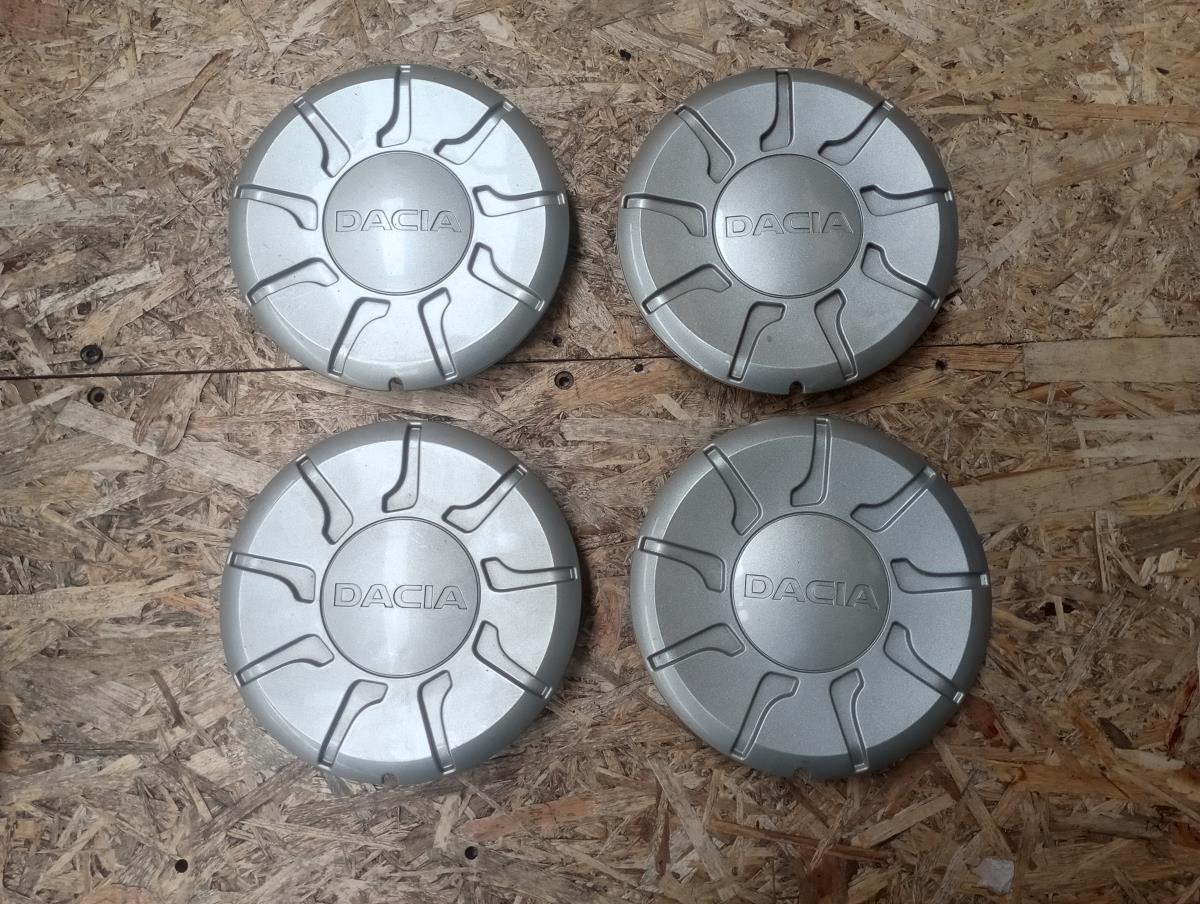 Conjunto Centros / Tampos de Jante DACIA Sandero III