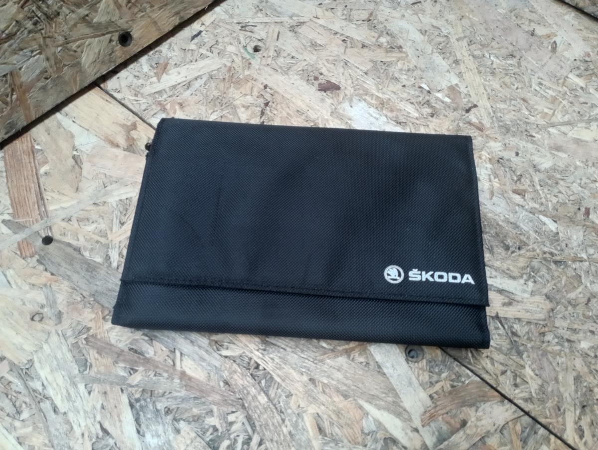 Bolsa com manual de utilizador do veículo SKODA Kamiq (NW4)