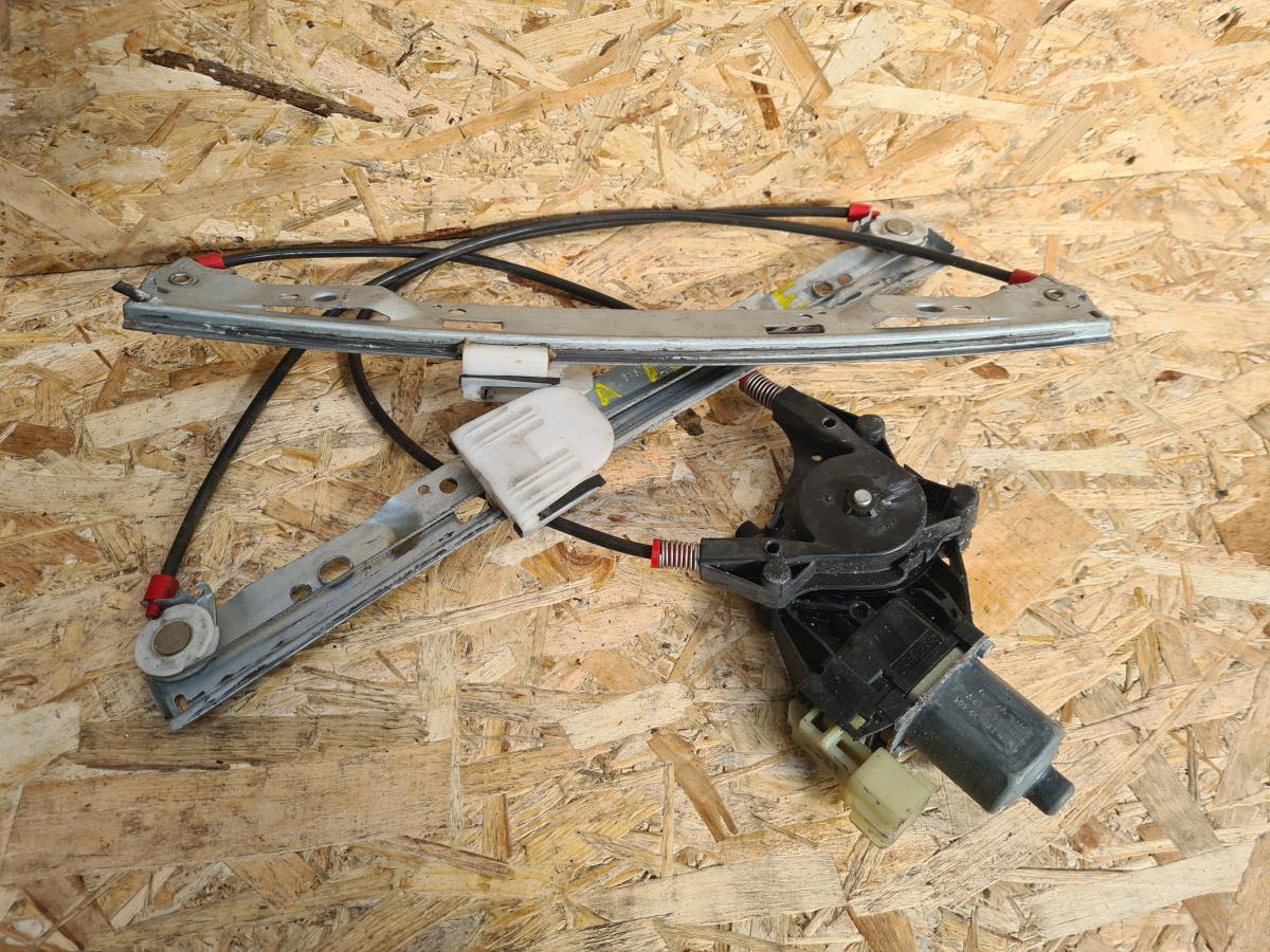 Elevador vidros frente esquerdo FORD Fiesta VI (CB1, CCN)