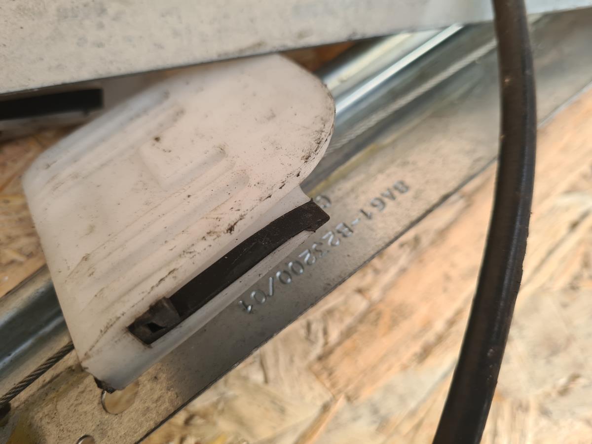 Elevador vidros frente esquerdo FORD Fiesta VI (CB1, CCN) Imagem-3