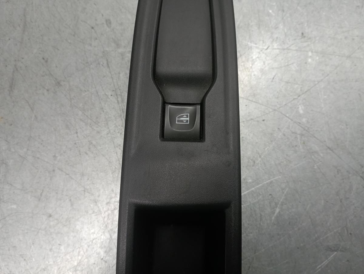 Mando / interruptor elevalunas delantero derecho RENAULT Zoe (BFM_) Imagem-1