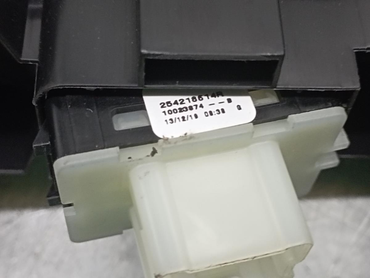 Mando / interruptor elevalunas delantero derecho RENAULT Zoe (BFM_) Imagem-5