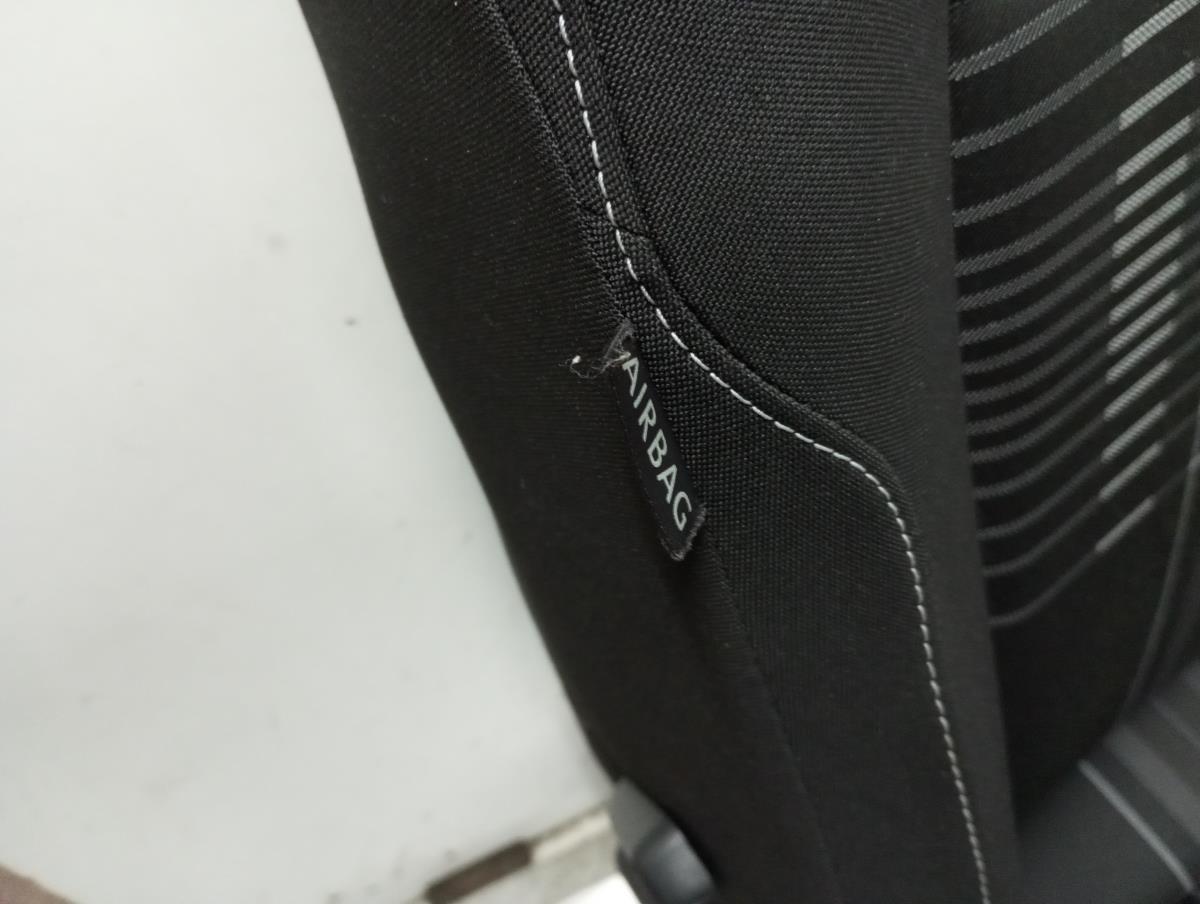 Airbag  Droite VOLKSWAGEN Golf VII (5G1, BQ1, BE1, BE2) Imagem-1