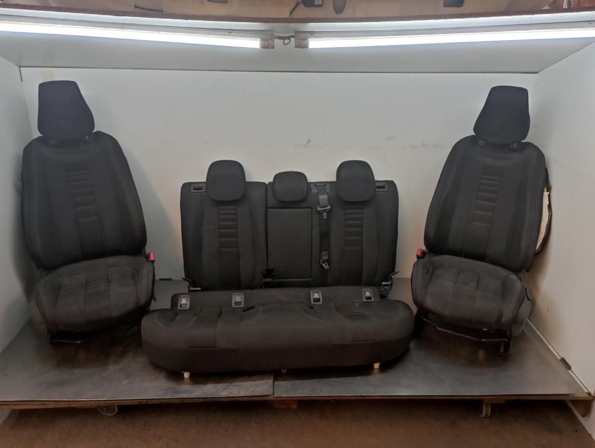 Ensemble sièges PEUGEOT 308 II